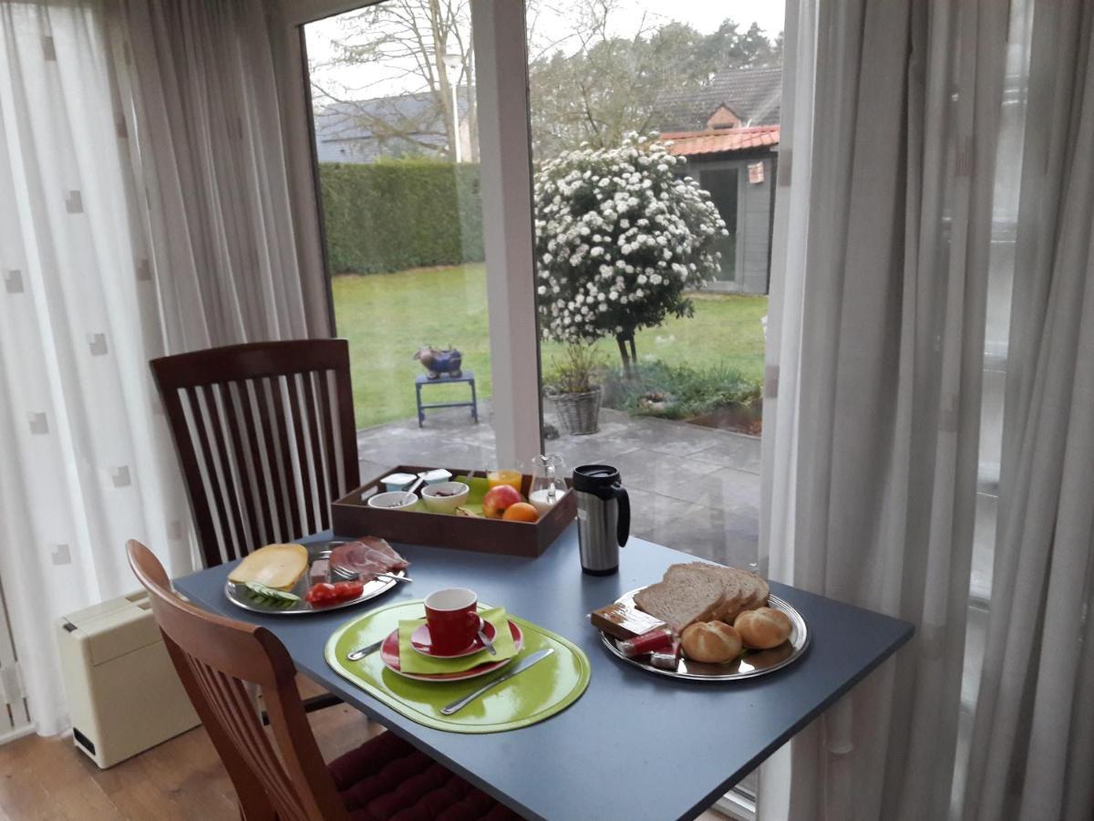 B&B 'T Gezellig Huizeke Zoersel Esterno foto